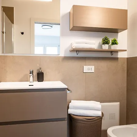 10' From The Venetian Walls, Luxury House With * ברגמו
